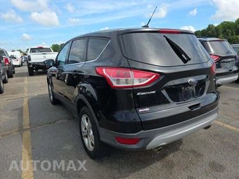 2016 Ford Escape SE – miniatura 2