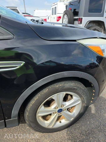 2016 Ford Escape SE – miniatura 27