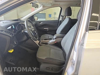 2016 Ford Escape SE – miniatura 7