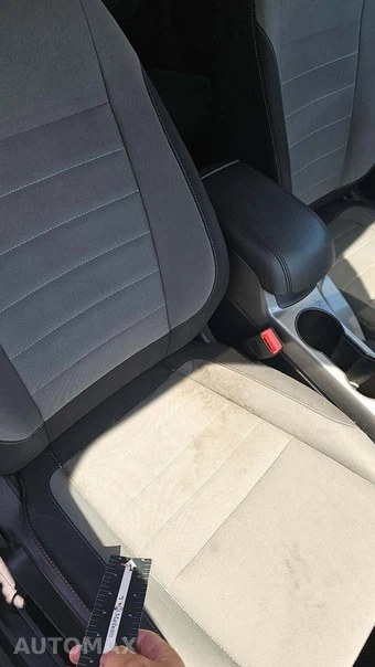2016 Ford Escape SE – miniatura 20
