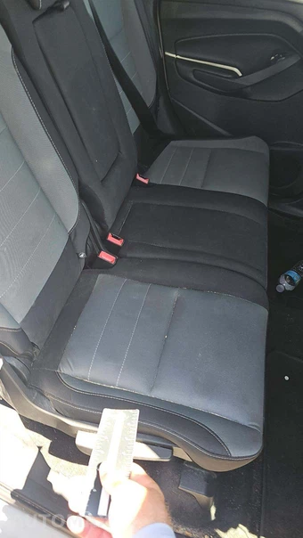 2016 Ford Escape SE – miniatura 27
