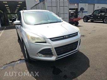 2016 Ford Escape SE – miniatura 3