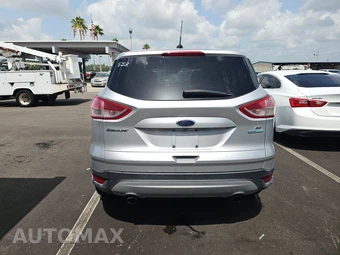 2016 Ford Escape SE – miniatura 5