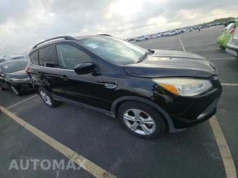 2016 Ford Escape SE - miniatura 3