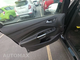 2016 Ford Escape SE - miniatura 9
