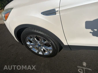 2016 Ford Escape SE - miniatura 3