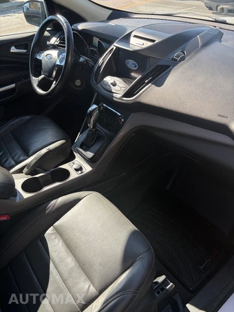 2016 Ford Escape SE - miniatura 8