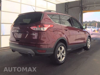 2016 Ford Escape SE – miniatura 4