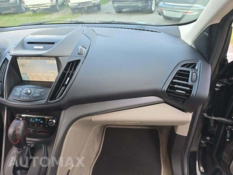 2016 Ford Escape SE – miniatura 19