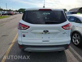 2016 Ford Escape SE – miniatura 5