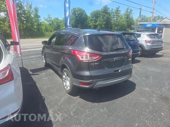 2016 Ford Escape SE - miniatura 2