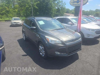 2016 Ford Escape SE - miniatura 4