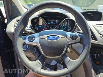 2016 Ford Escape SE - miniatura 10