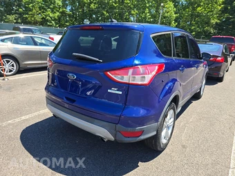 2016 Ford Escape SE - miniatura 4