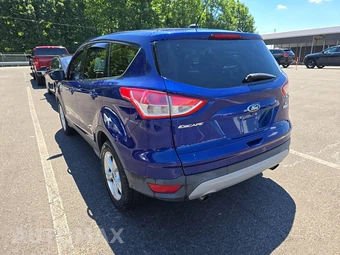 2016 Ford Escape SE - miniatura 6