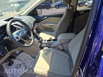 2016 Ford Escape SE - miniatura 7