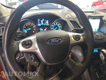 2016 Ford Escape SE – miniatura 10