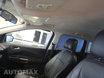 2016 Ford Escape SE – miniatura 17