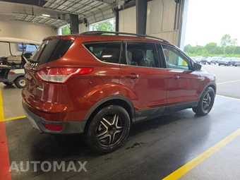 2016 Ford Escape SE – miniatura 4