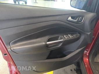 2016 Ford Escape SE – miniatura 9