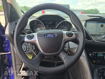 2016 Ford Escape SE – miniatura 10