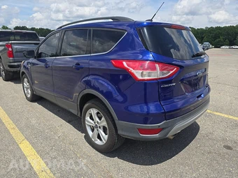 2016 Ford Escape SE – miniatura 6
