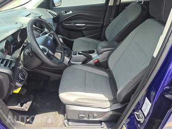 2016 Ford Escape SE – miniatura 7