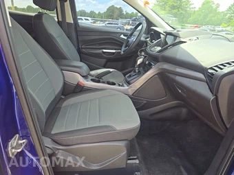 2016 Ford Escape SE – miniatura 8