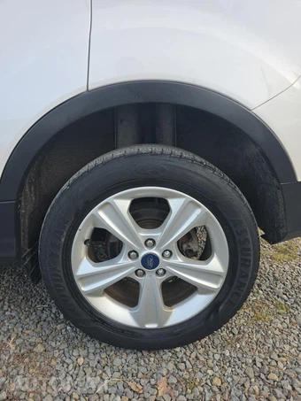 2016 Ford Escape SE – miniatura 11