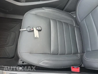 2016 Ford Escape SE – miniatura 21