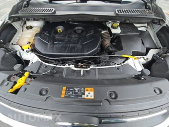 2016 Ford Escape SE – miniatura 15