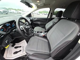 2016 Ford Escape SE – miniatura 7