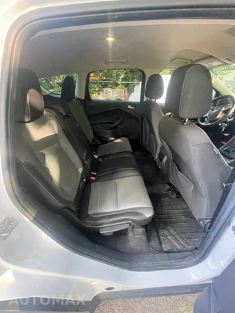 2016 Ford Escape SE - miniatura 12