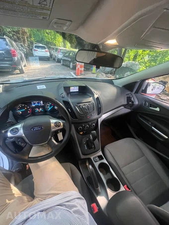 2016 Ford Escape SE - miniatura 15