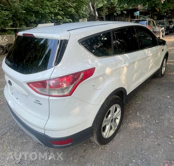 2016 Ford Escape SE - miniatura 6