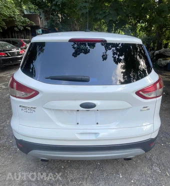 2016 Ford Escape SE - miniatura 7
