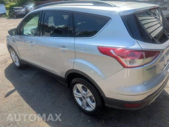 2016 Ford Escape SE - miniatura 15