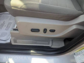 2016 Ford Escape SE - miniatura 19