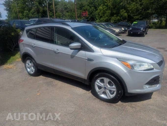 2016 Ford Escape SE - miniatura 5