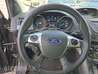 2016 Ford Escape SE - miniatura 10