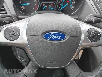 2016 Ford Escape SE - miniatura 13