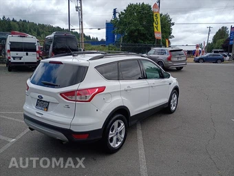 2016 Ford Escape SE - miniatura 5