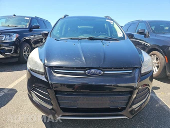 2016 Ford Escape SE – miniatura 2