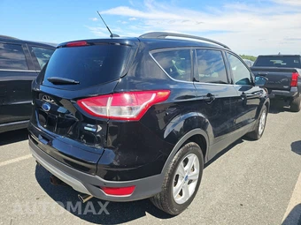 2016 Ford Escape SE – miniatura 4