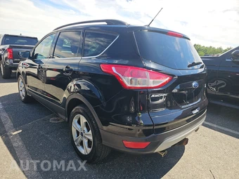 2016 Ford Escape SE – miniatura 6