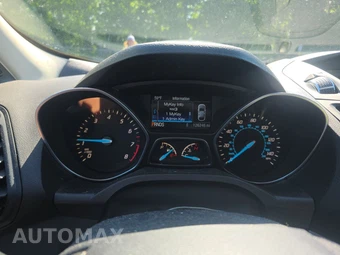 2016 Ford Escape SE - miniatura 9