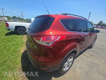 2016 Ford Escape SE – miniatura 4