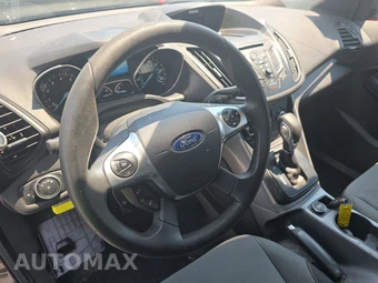 2016 Ford Escape SE - miniatura 4