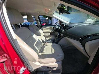 2016 Ford Escape Titanium - miniatura 15