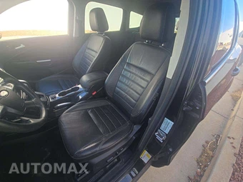2016 Ford Escape Titanium – miniatura 3